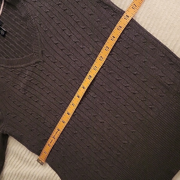 Tommy Hilfiger cable-knit sweater. Charcoal gray. Size M - Picture 9 of 11